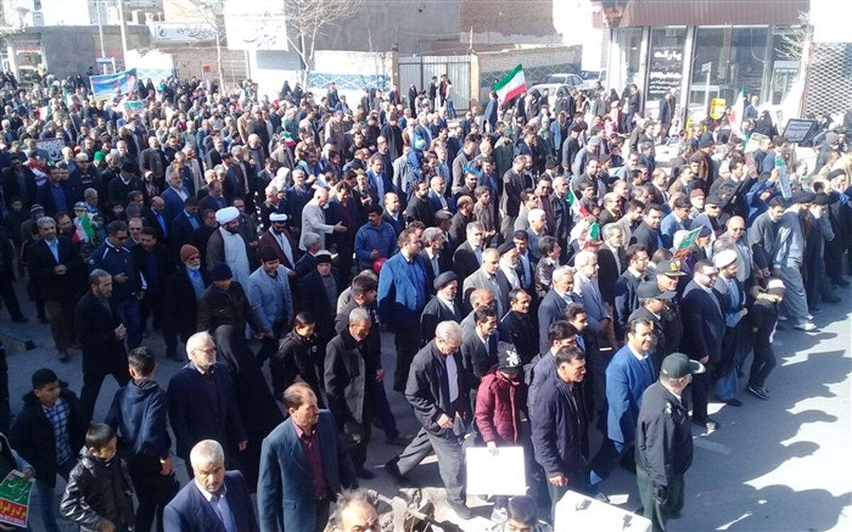 یکی از برکات بزرگ انقلاب خلاص شدن از بردگی بود