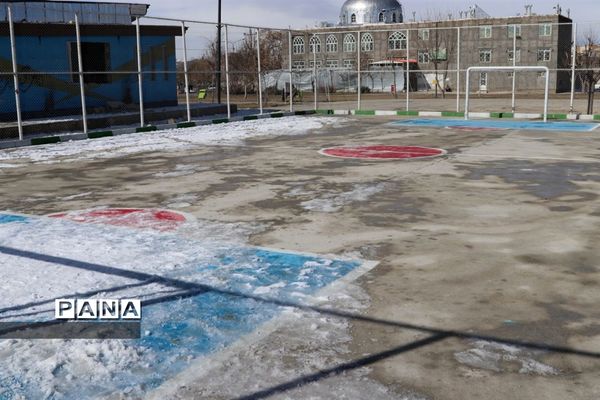 افتتاح زمین های بازی و بازگشایی محله فرخ سرشت توسط شهرداری منطقه ٣ همدان
