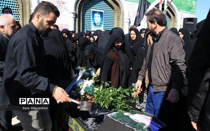 پیکر آیت‌الله طبرسی در ساری به خاک سپرده شد