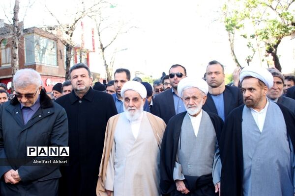 تشییع پیکر آیت‌الله طبرسی در ساری