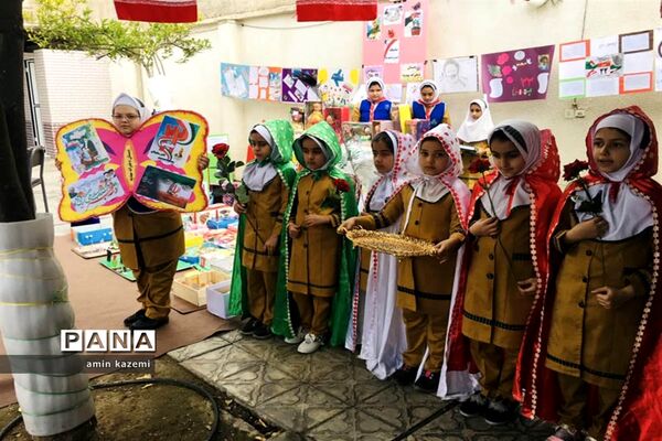 برگزاری جشن دهه فجر در مدارس داراب