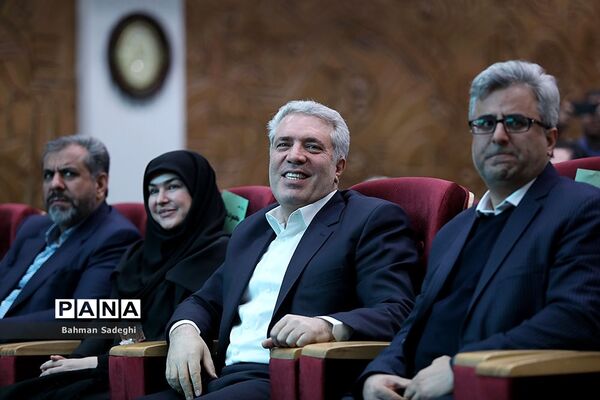 افتتاح سیزدهمین نمایشگاه بین المللی گردشگری و سی و سومین نمایشگاه ملی صنایع دستی تهران