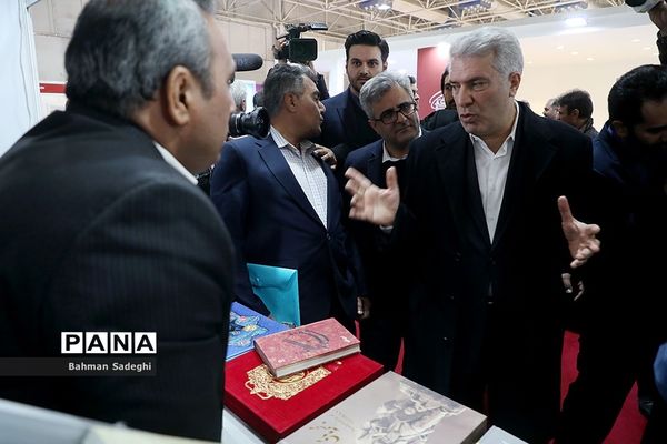 افتتاح سیزدهمین نمایشگاه بین المللی گردشگری و سی و سومین نمایشگاه ملی صنایع دستی تهران