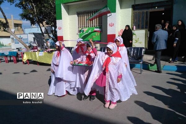 جشن پیروزی انقلاب و اربعین سردار شهید حاج قاسم سلیمانی در دبستان معین سرتل بوشهر