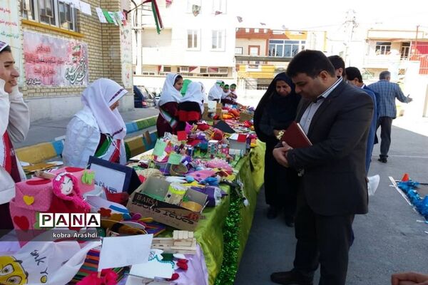 جشن پیروزی انقلاب و اربعین سردار شهید حاج قاسم سلیمانی در دبستان معین سرتل بوشهر