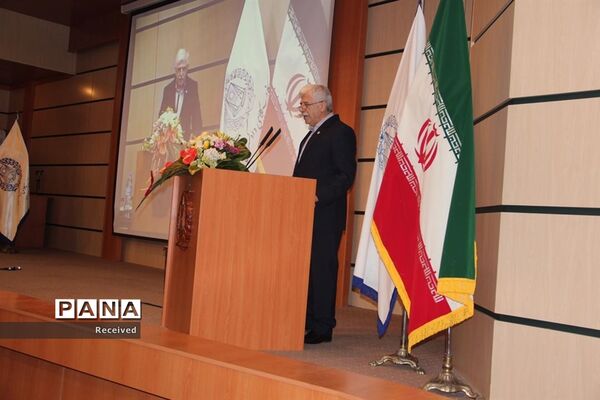 نشست کانون وکلای دادگستری مازندران با حضور معاون حقوقی رئیس جمهوری