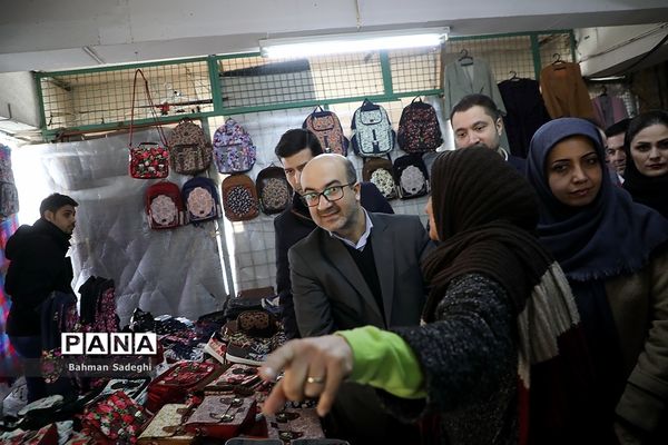 بازدید دو عضو شورای شهرتهران  ازجمعه بازار  پروانه