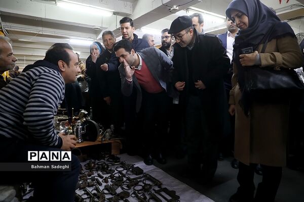 بازدید دو عضو شورای شهرتهران  ازجمعه بازار  پروانه