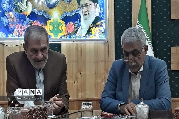 دیدار مدیران رسانه‌ها با مدیرکل صدا و سیمای مرکز خوزستان