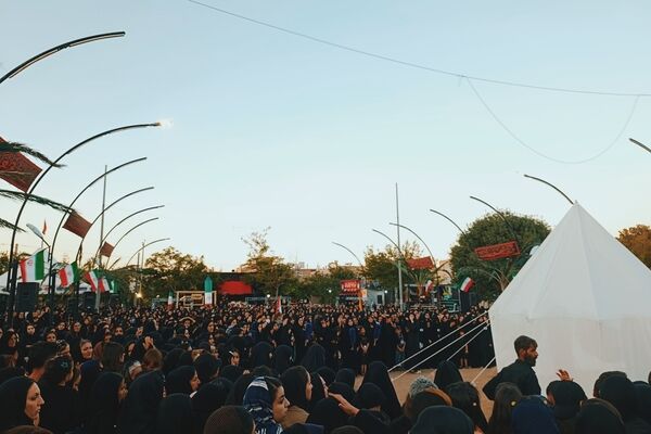 آیین خیمه‌سوزان در غروب عاشورای آباده