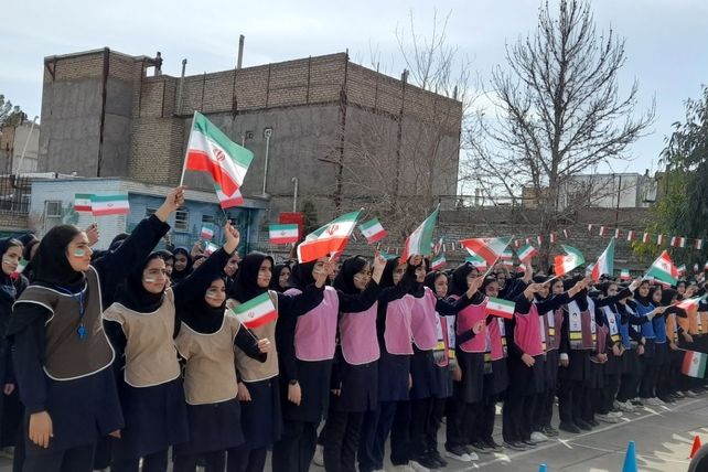 جام اقتدار در آموزشگاه مرحوم پاکدل خلیل آباد 