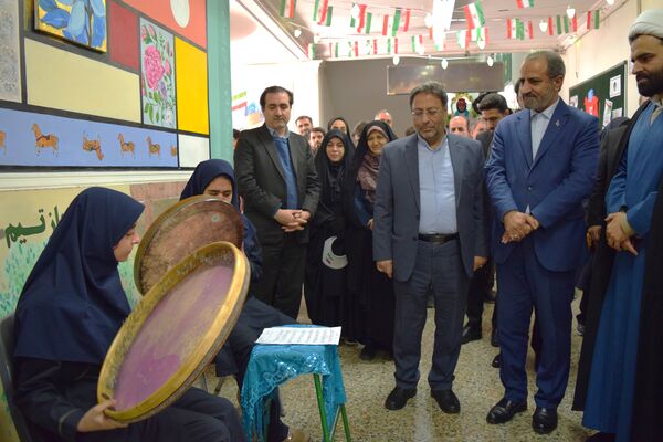 حضور پرشمار مسئولان آموزش و پرورش در جشن دهه فجر
