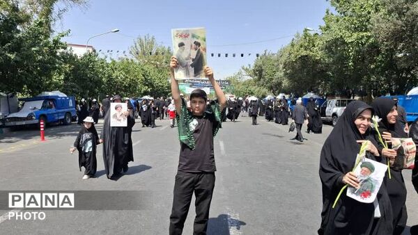 وداع با رهبر شهید انقلاب و تجدید عهد با آرمان‌های رهبر در مصلی تهران