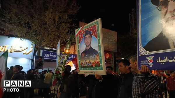 مراسم تشیع پیکر مطهر شهید رضا روزگرد