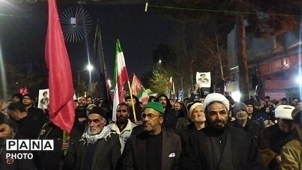 قاب هایی از حضورـ۳