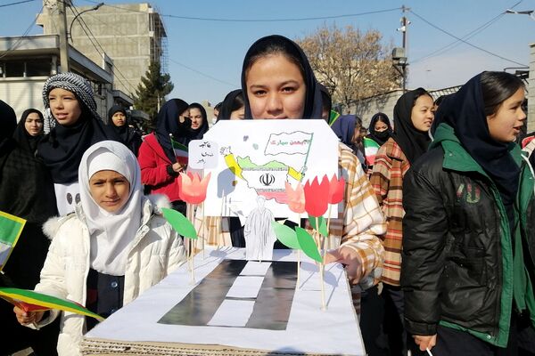 شکوه همبستگی مردم شهید پرور فشافویه در راهپیمایی ۲۲ بهمن
