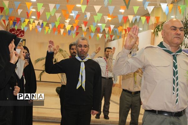 جلسه توجیهی مربیان راهنما و مربیان مدارس ویژه تشکل پیشتاز سازمان دانش‌آموزی استان البرز
