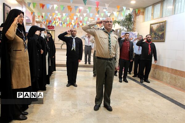 جلسه توجیهی مربیان راهنما و مربیان مدارس ویژه تشکل پیشتاز سازمان دانش‌آموزی استان البرز