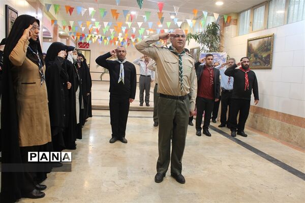 جلسه توجیهی مربیان راهنما و مربیان مدارس ویژه تشکل پیشتاز سازمان دانش‌آموزی استان البرز