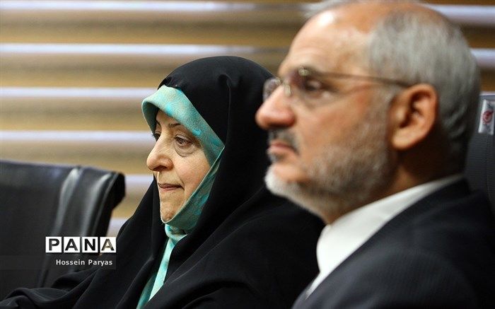 حاجی میرزایی: یکی از آفت‌های بزرگی که جامعه را نابود می‌کند، عدم تبادل نظر و گفت‌وگو است