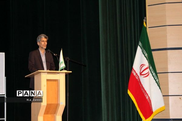 دهمین دوره انتخابات مجلس دانش آموزی استان اصفهان-پسران