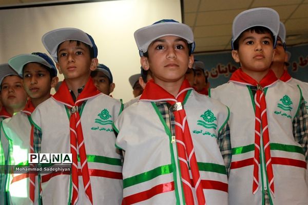 برگزاری همایش پیشتازان درکانون فرهنگی تربیتی آفتاب منطقه19