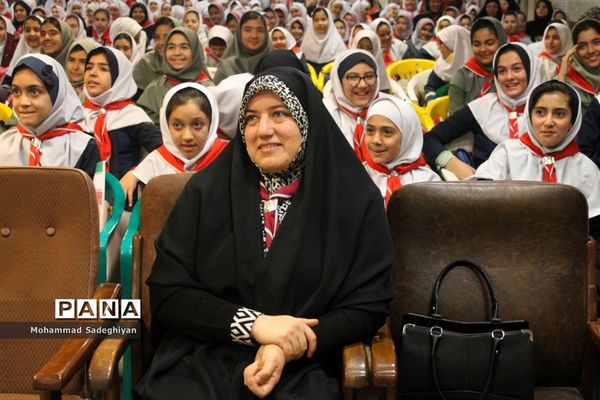 برگزاری همایش پیشتازان درکانون فرهنگی تربیتی آفتاب منطقه19