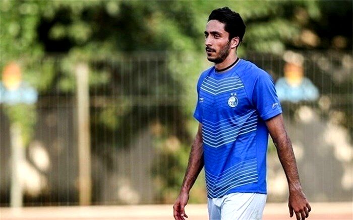 مدافع استقلال دیدار با ذوب آهن را از دست داد