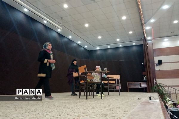 جشنواره سرود و نمایش مدارس  آباده