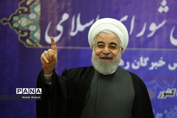 حضور رییس جمهوری در یازدهمین دوره انتخابات مجلس شورای اسلامی و میان‌دوره‌ای مجلس خبرگان رهبری