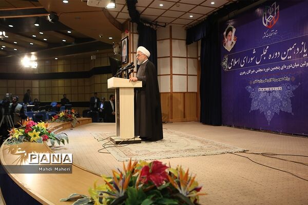 حضور رییس جمهوری در یازدهمین دوره انتخابات مجلس شورای اسلامی و میان‌دوره‌ای مجلس خبرگان رهبری