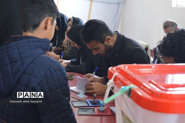برگزاری  انتخابات یازدهمین دوره مجلس شورای اسلامی در فیروزکوه