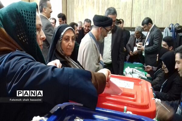 برگزاری  انتخابات یازدهمین دوره مجلس شورای اسلامی در فیروزکوه