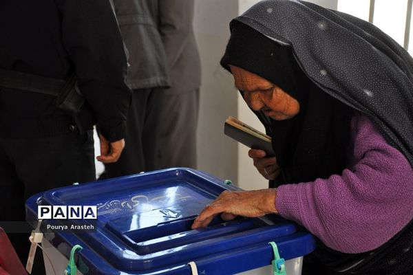 یازدهمین دوره انتخابات مجلس شورای اسلامی و میان‌دوره‌ای مجلس خبرگان رهبری در شهرستان خوسف خراسان جنوبی