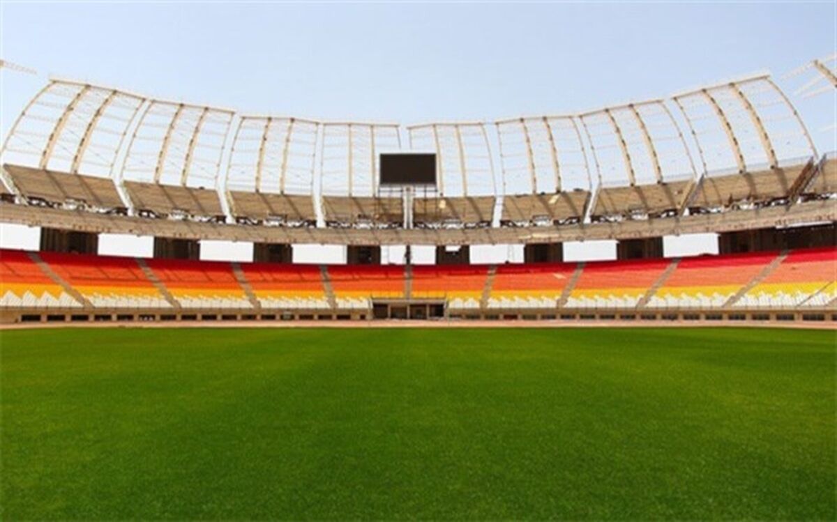 بحران عجیب در ال کلاسیکو ایران: سپاهان دیر آمد، پرسپولیس ورزشگاه را ترک کرد