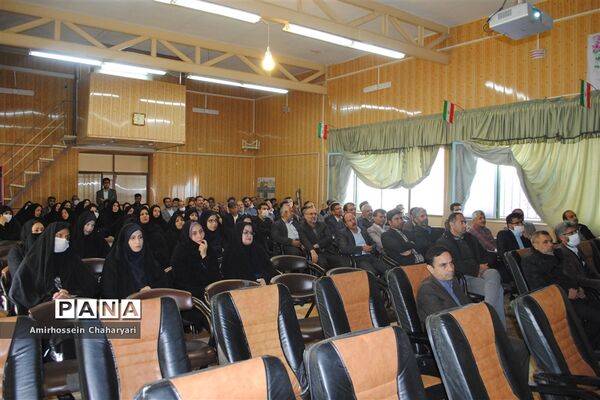 جلسه توجیهی پیشگیری از کرونا در تایباد