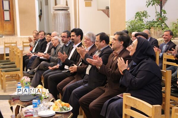 رونمایی از پوستر جشنواره نمایش عروسکی در یزد