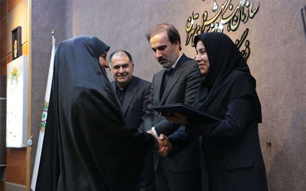 قدردانی از خبرنگار حوزه آموزش و پرورش پانا در نشست زنان خبرنگار