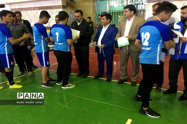 مسابقات فوتسال دانش آموزان پسران دشتستانی