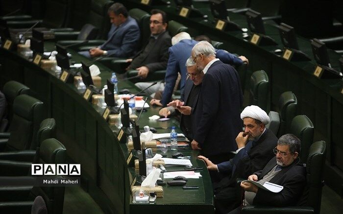میانگین سنی و میزان تحصیلات نامزدهای مجلس اعلام شد