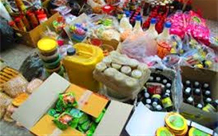 معدوم کردن 20  تن انو اع مواد غذایی تاریخ مصرف گذشته و فاسد در نیشابور