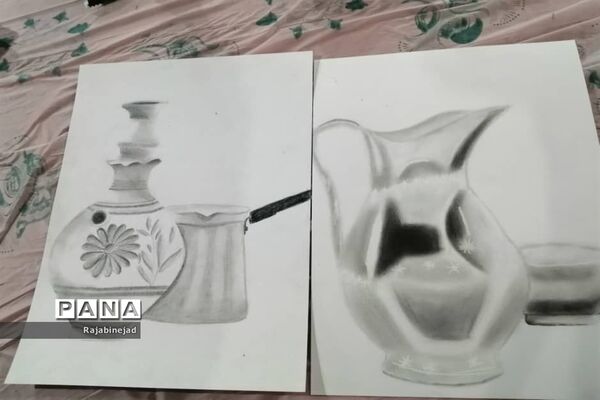 مسابقات هنرهای تجسمی دختران دانش آموزدرابرکوه