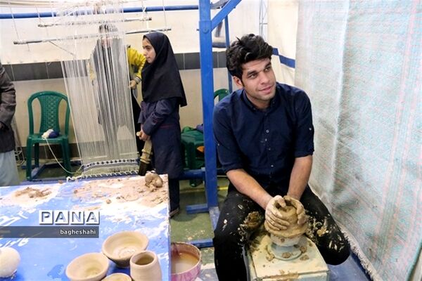 برپائی نمایشگاه توانمندی های اعضای کانون های فرهنگی و تربیتی در یزد