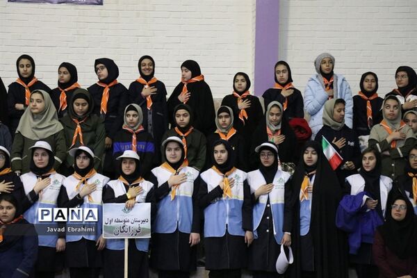 همایش یاوران انقلاب در ناحیه 6 مشهد