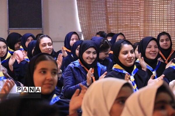 کارگاه آموزشی پیشتازان منطقه 1 در سالن کانون رضوان