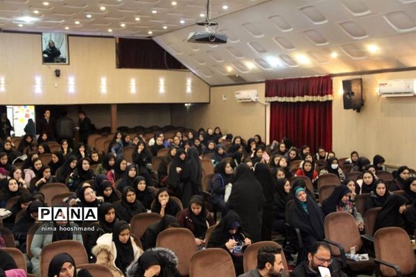 برگزاری همایش رأی اولی‌های ناحیه یک ری