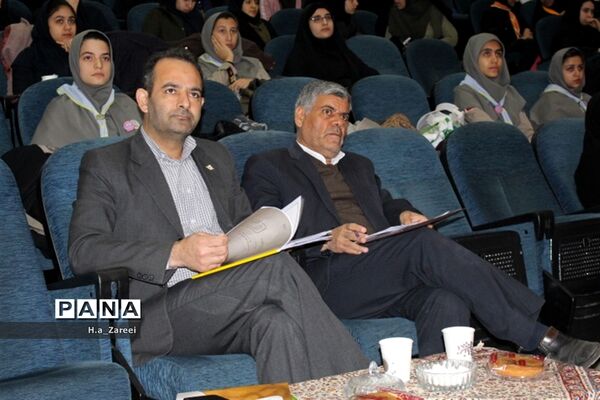 انتخابات مجلس دانش آموزی استان اصفهان (دختران)