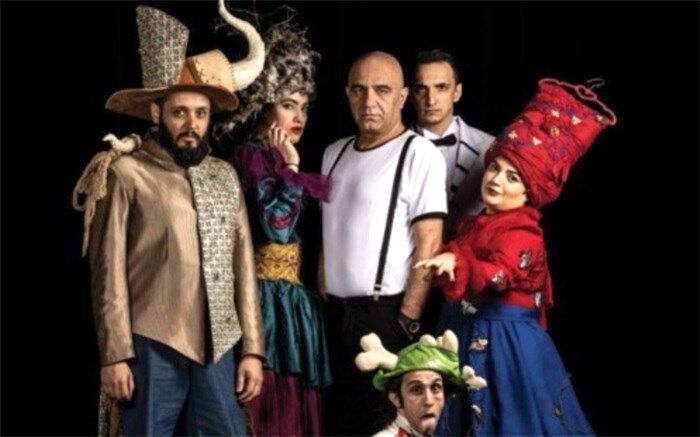 برصحنه تماشاخانه‌های پایتخت: بازگشت محمد ر حمانیان با یک نمایش پربازیگر