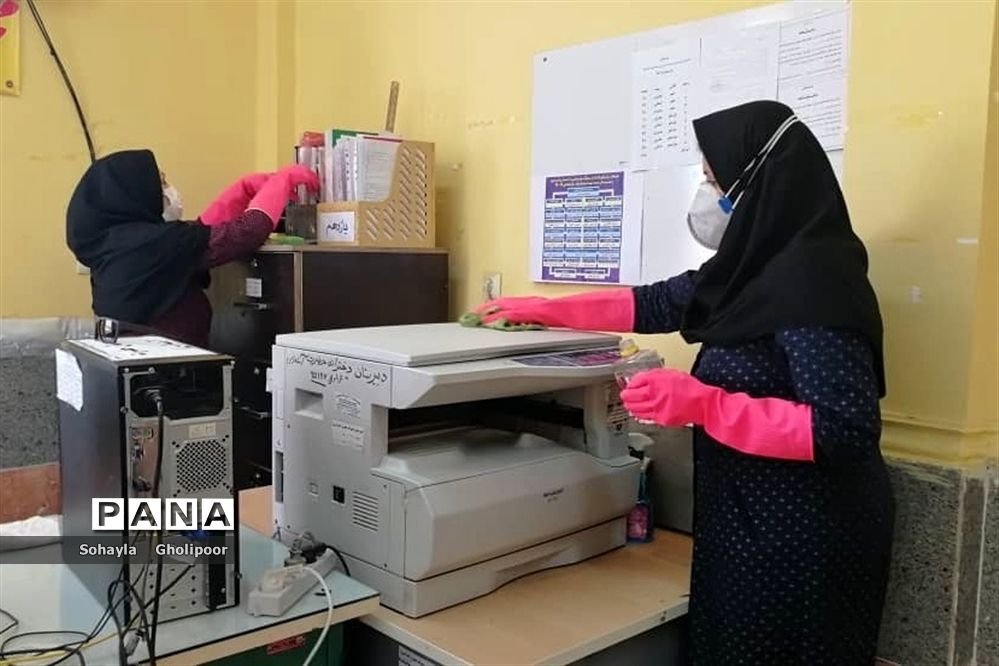 ضدعفونی مدارس شهرستان امیدیه دبیرستان حضرت آمنه (س)