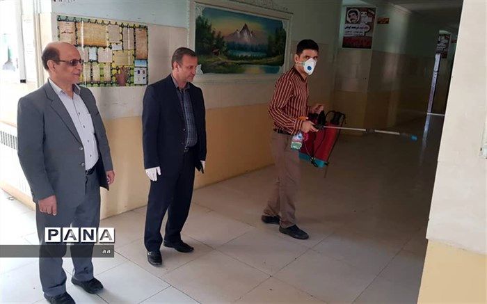 ضدعفونی کردن مدارس بروجرد در برابر ویروس کرونا